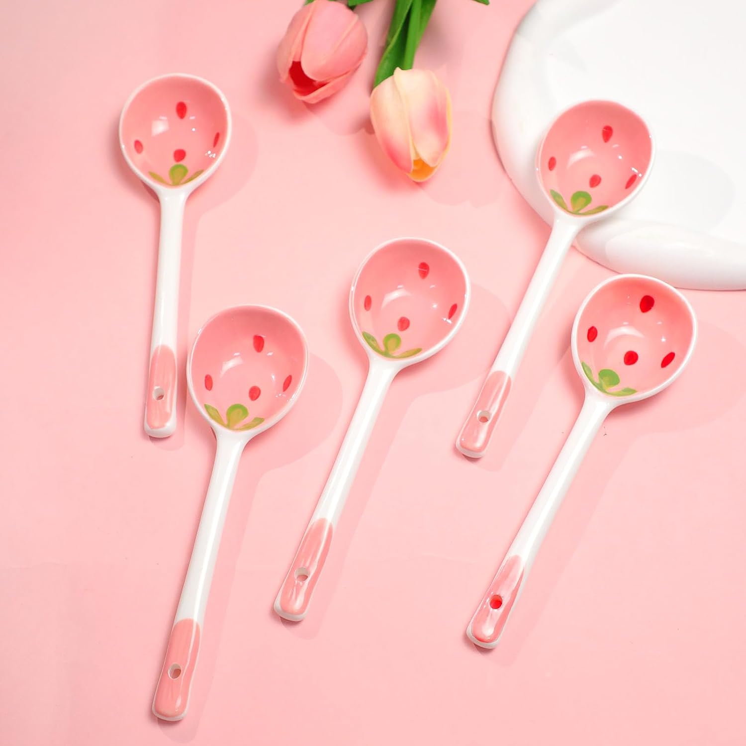 5 Pcs Ceramic Soup Spoons Cute Strawberry Spoons Long Handle Porcelain Tablespoons Reusable Dinnerware for Ice-cream Desserts Cereal Soup Yogurt (5)