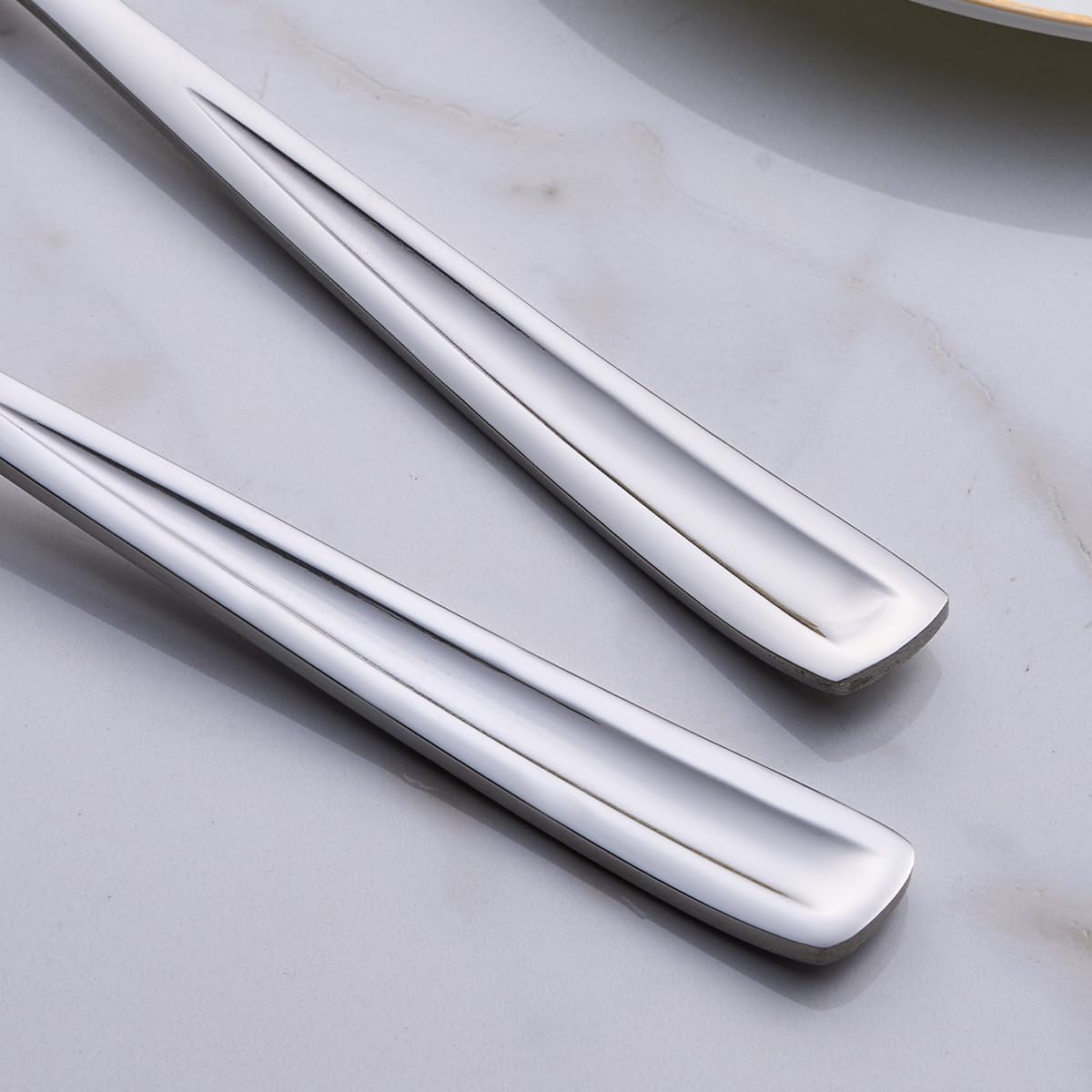 GoGeiLi Salad Server Set  9.5-inch Stainless Steel Salad Serving Utensil  2-Piece Large Salad Spoon and Fork Serving Set  Dishwasher Safe