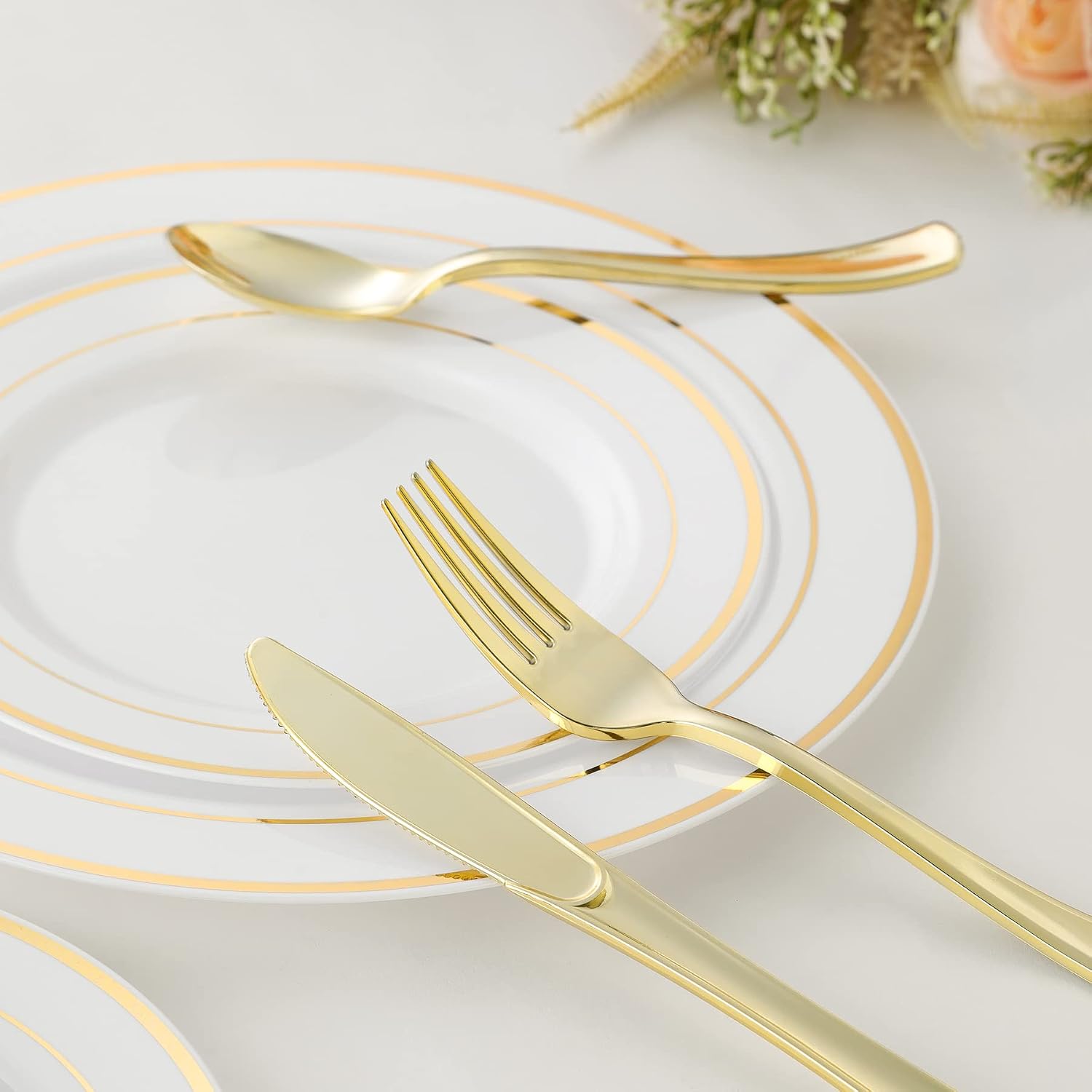 N9R 50PCS Gold Plastic Forks  Solid  Durable and Heavy Duty Plastic Forks Disposable  Perfect Plastic Utensils for Parties  Thanksgiving  Christmas and Daily Use