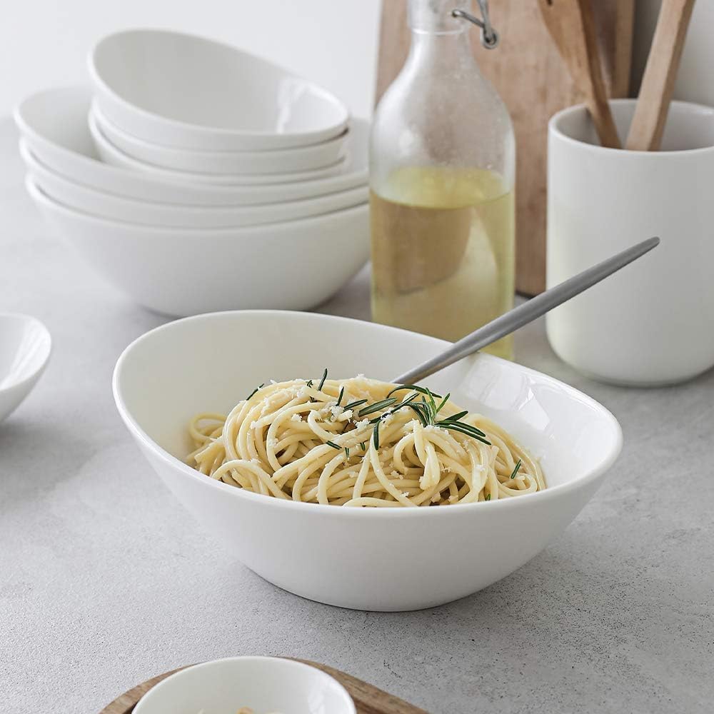 DOWAN 9.25" Serving Bowls  Large Oval Serving Dishes for Wedding and Dinner Parties  35 Oz for Salad  Side Dishes  Pasta  Oval Shape  Microwave & Dishwasher Safe  Set of 4  Soft White