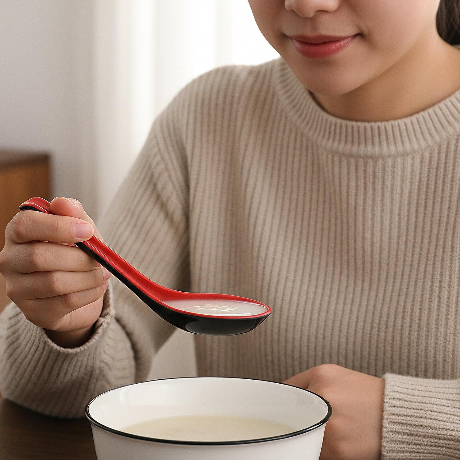 8PCS Asian Soup Spoons with Hook  6.7in Red and Black Chinese Soup Spoons Japanese Ramen Spoon Chinese Wonton Soba Melamine Rice Pho Ramen Noodle Spoon