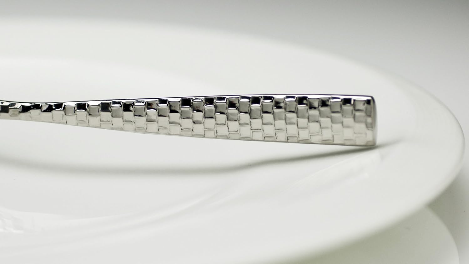 Fortessa Lucca Faceted 18/10 Stainless Steel Flatware Salad/Dessert Fork  Set of 12