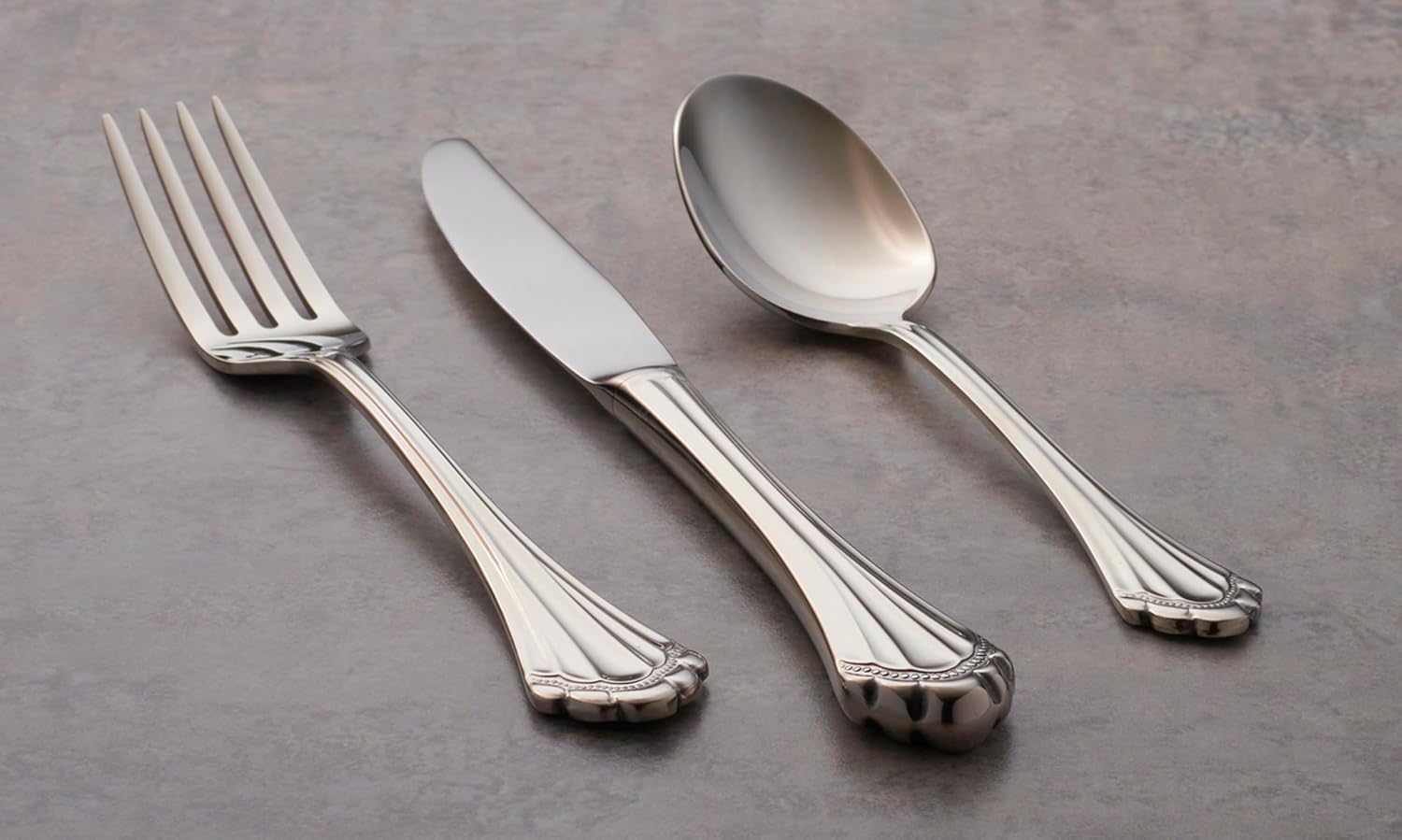 Oneida Marquette Fine Flatware Salad Forks  Set of 4  18/8 Stainless Steel  Silverware Set  Dishwasher Safe  Silver