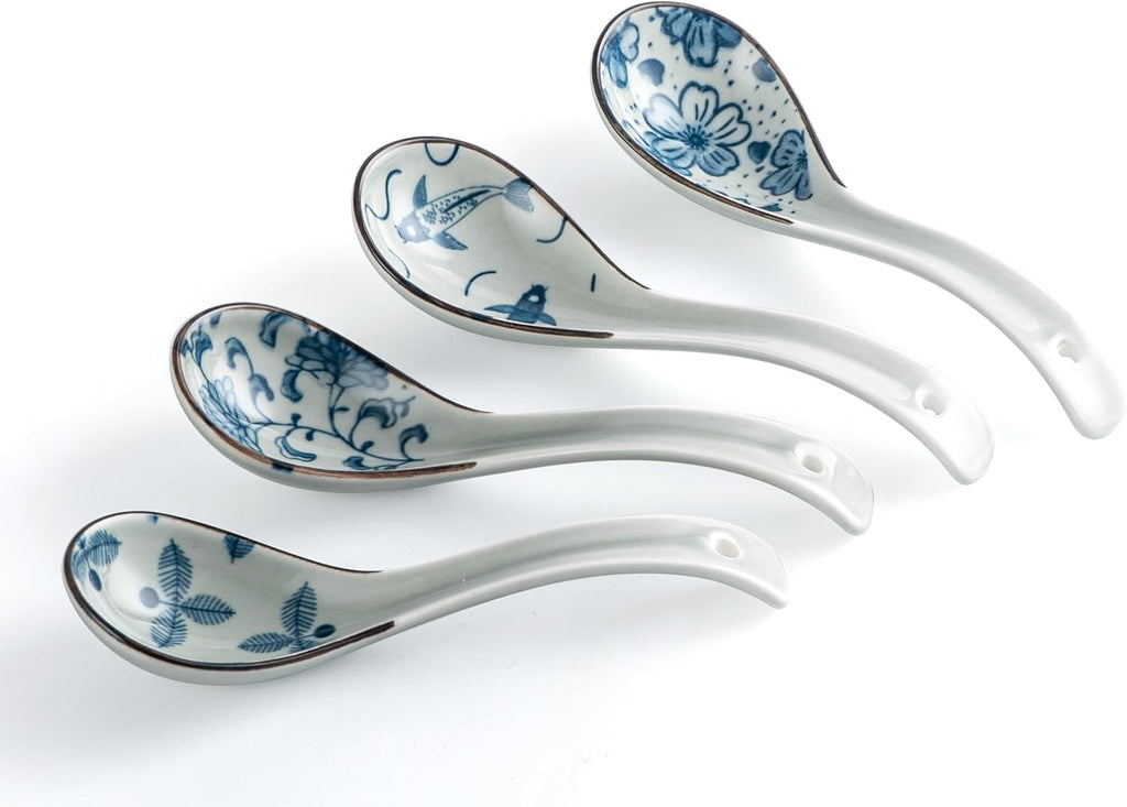 4Pcs Asian Soup Spoon Chinese Ceramic Soup Spoons Non-Slip Japanese Soup Spoon Ramen Spoons with Hook for Rice Pho Miso Soup Wonton Noodle (4  Retro Blue & White)