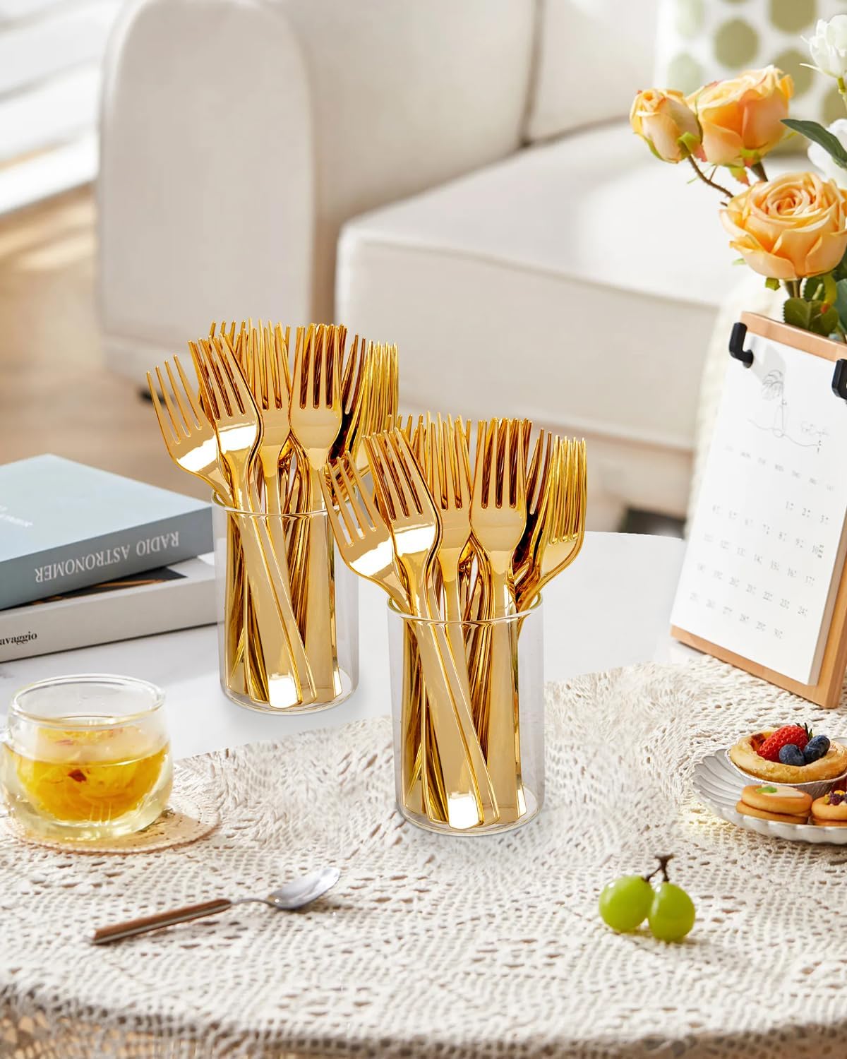 YOUBET 50PCS Gold Plastic Forks - Heavy Duty Plastic Forks - Solid Durable Gold Disposable Silverware for Party Picnic Wedding and Daily Use