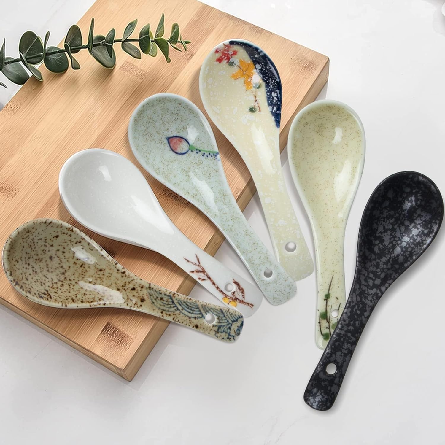 6 Pieces Japanese Retro Ceramics Soup Spoons Asian Soup Spoons Japanese Style Rice Spoon Flatware Chinese Serving Spoons Appetizers Tableware Meal Partner for Salad Ramen Noodles Wonton