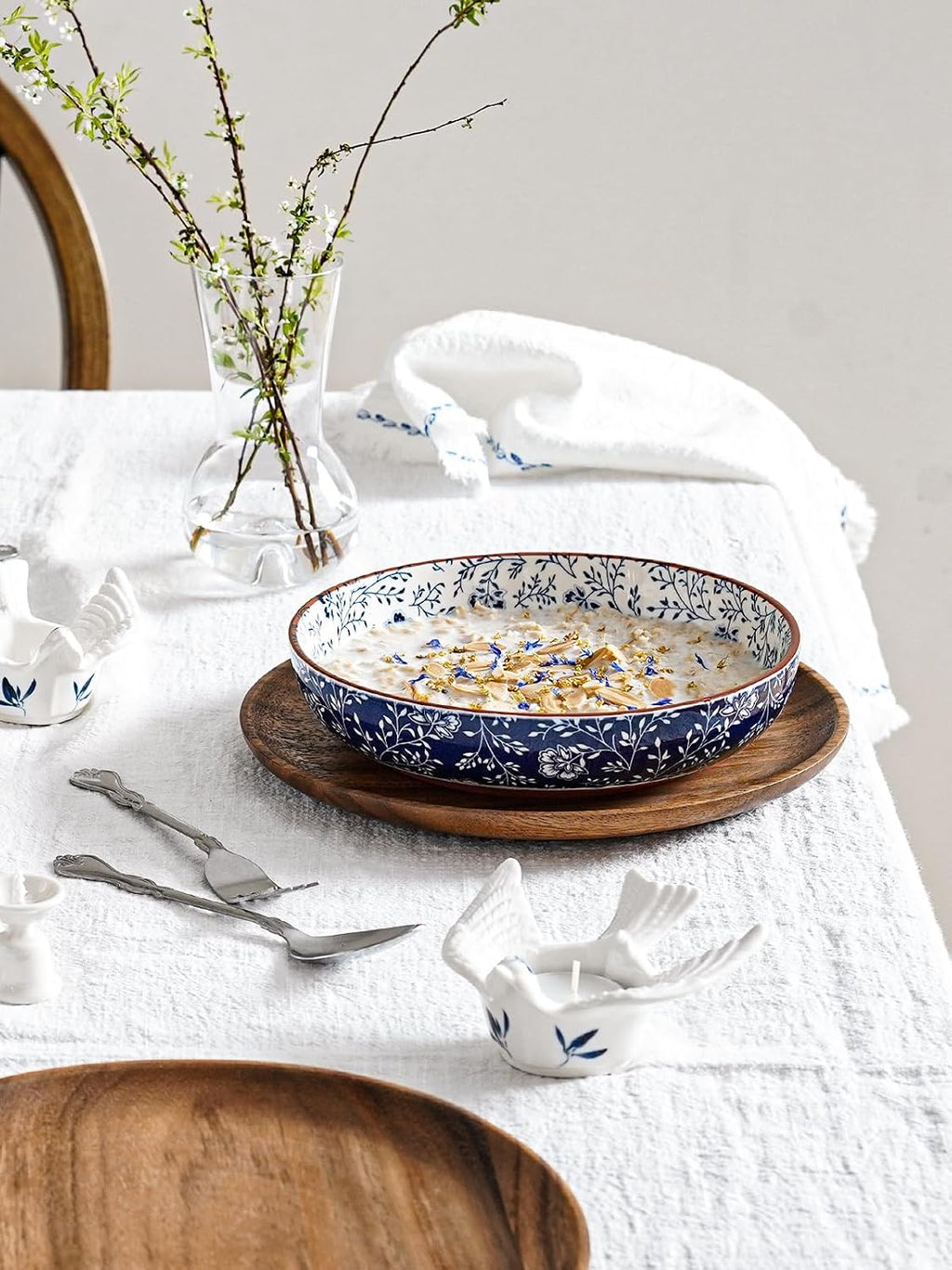 LE TAUCI Pasta Bowl 32 oz  Ceramic Salad Bowl  Japanese-Style Plate Bowls for Serving Pasta  Fruits  Salad  Noodle  Dinner  Soup  Mircrowave Oven Dishwasher Safe - 8.2 Inch  Set of 4  Vintage Blue