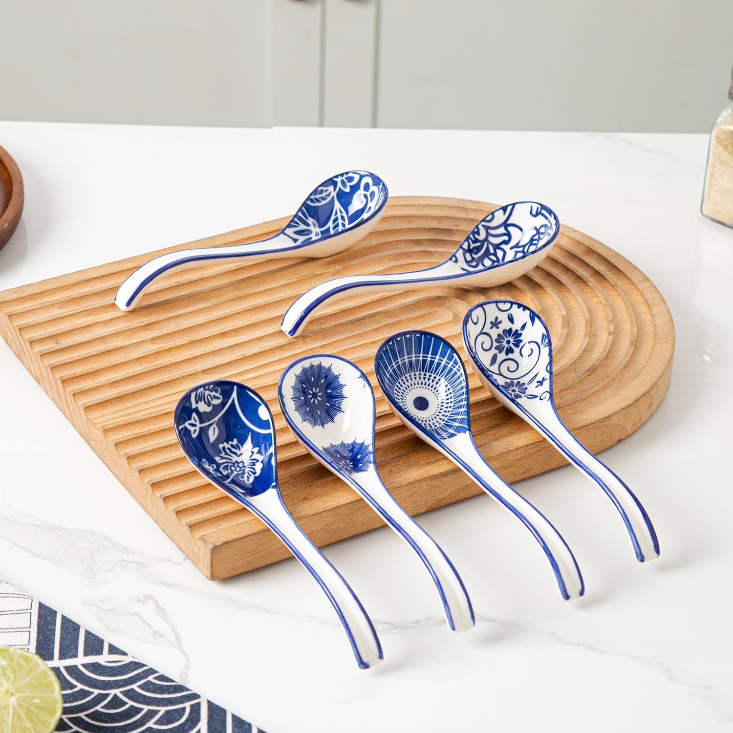 Ceramic Asian Soup Spoon - 6.3 Inch Chinese Soup Spoons Japanese Ramen Spoons for Pho Dumplings Wonton Miso Cereal Stews Noodles - Set of 6 - Vintage Blue