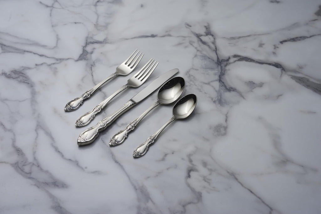 Oneida Louisiana 4-Piece Fine Dinner Forks Stainless Steel Silverware Set  18/8 Stainless Steel Fork Set  Service For 4  Dishwasher Safe  Mirror Finish  Utensils  Flatware Tableware (Silver  4 Piece)