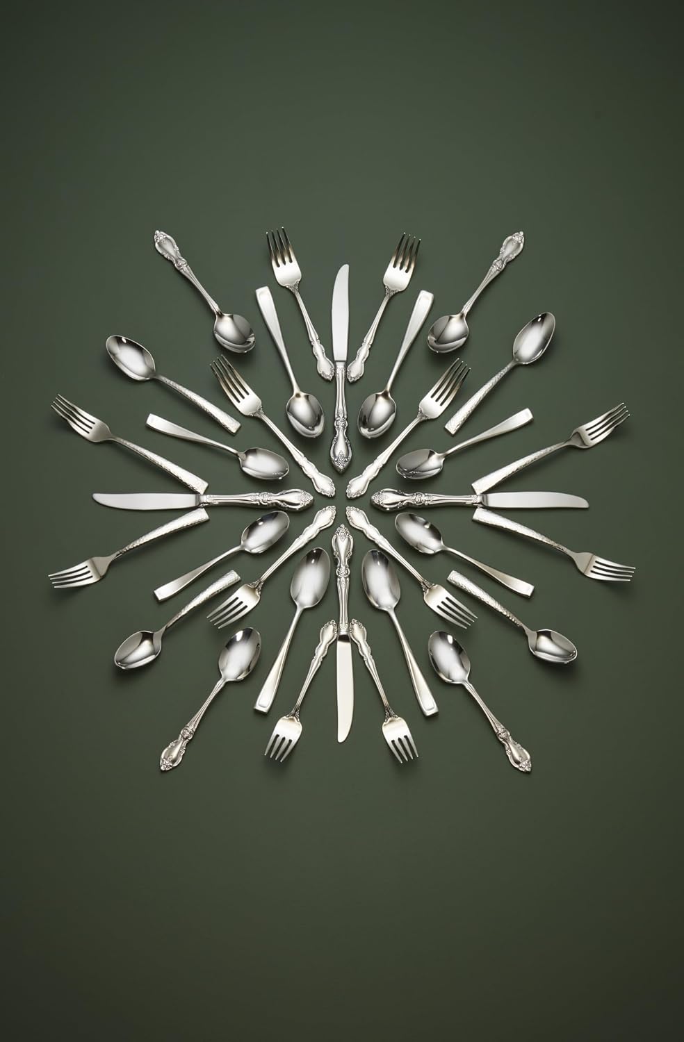 Oneida Dover Fine Flatware Salad Forks  Set of 4   18/10 Stainless Steel  Silverware Set  Dishwasher Safe