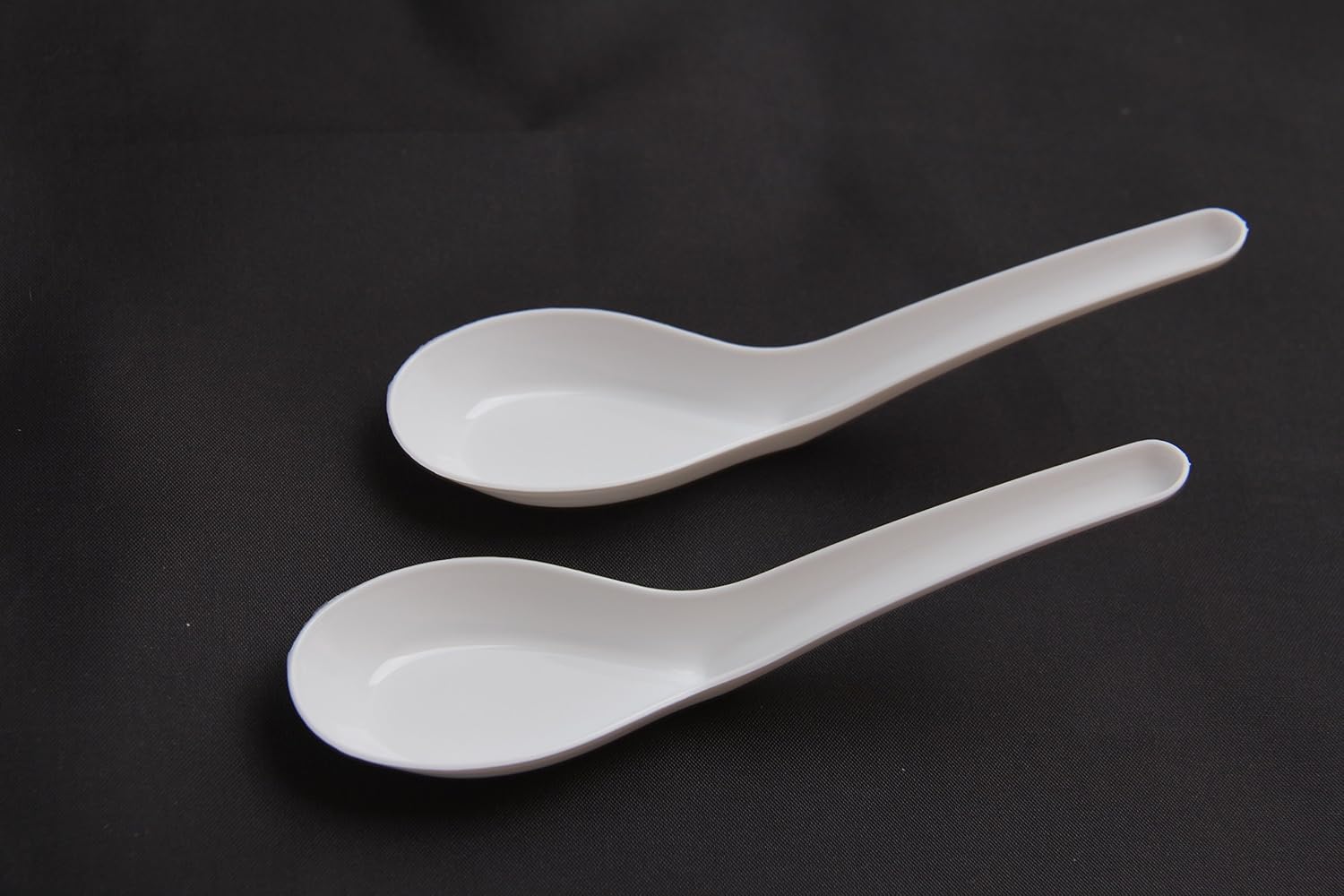 100 Pack Disposable Asian Soup Spoons Chinese Soup Spoons Plastic Disposable White
