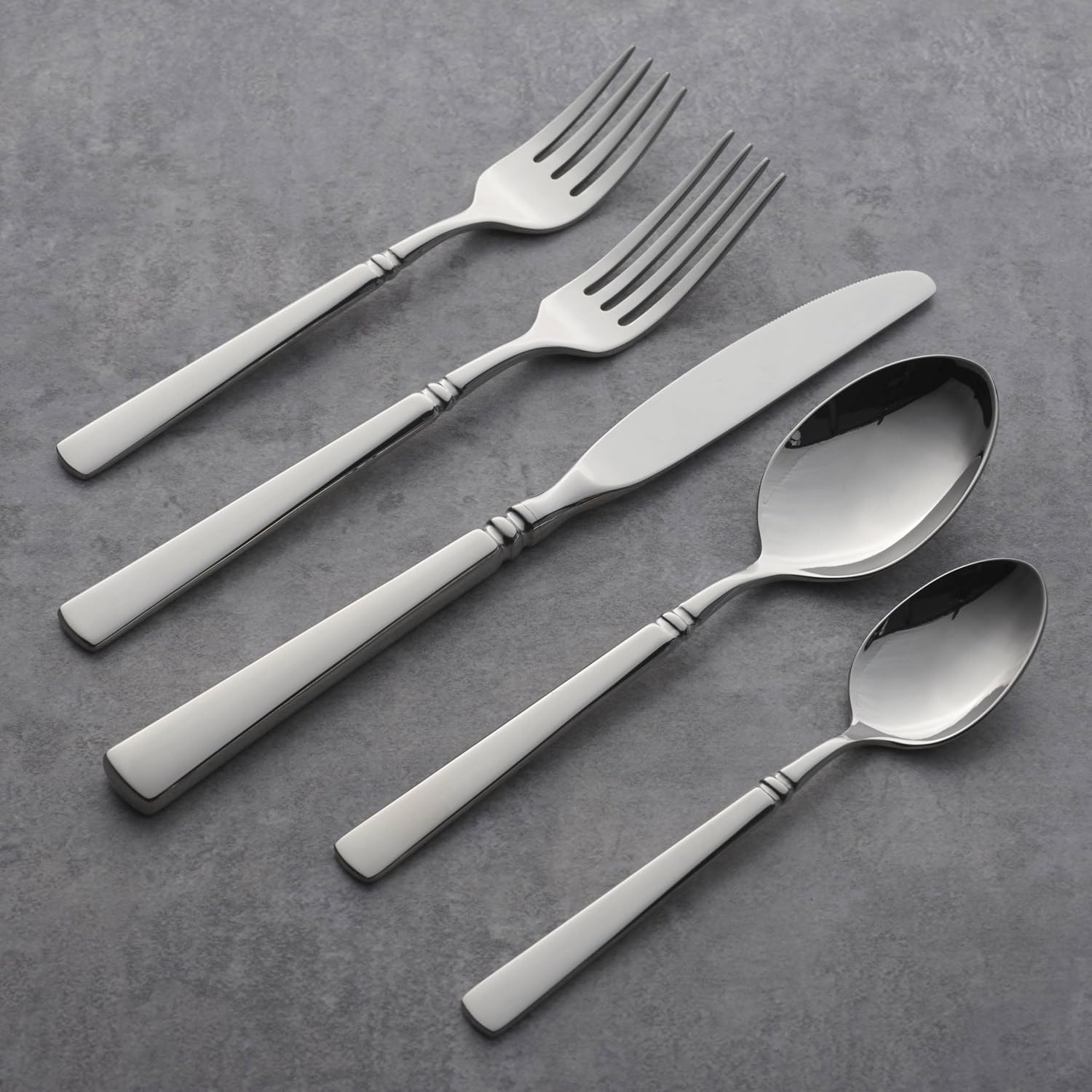 Oneida Easton Dinner Fork