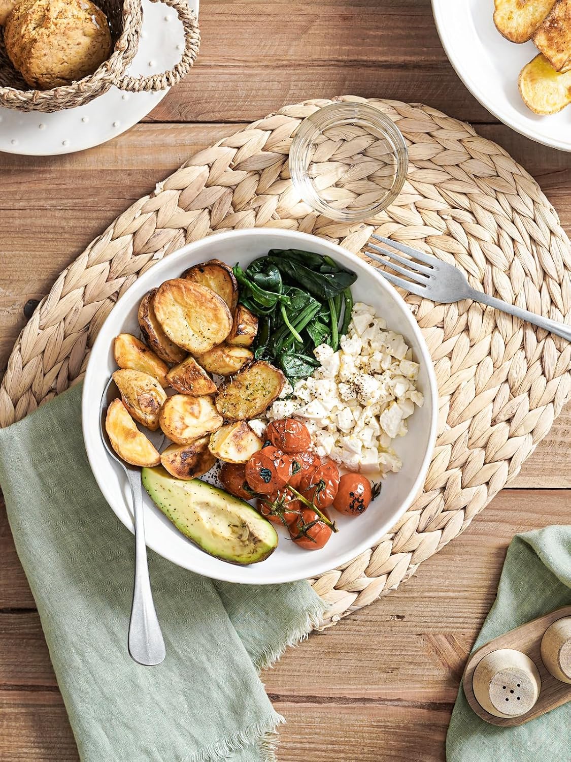 LE TAUCI Pasta Bowls 46oz  Large Salad Bowl  Ceramic Serving Plate  House-warming Wedding Present  Embossment Stoneware Bowl for Fruits  Noodle  Dinner - 9 Inch  Set of 4  Arctic White