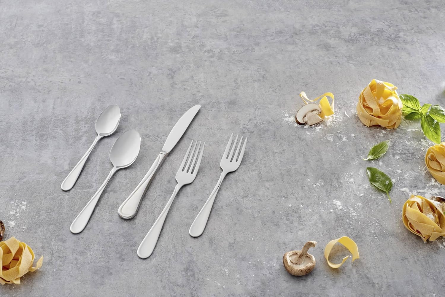 Oneida Flight Everyday Flatware Salad Forks  Set of 4
