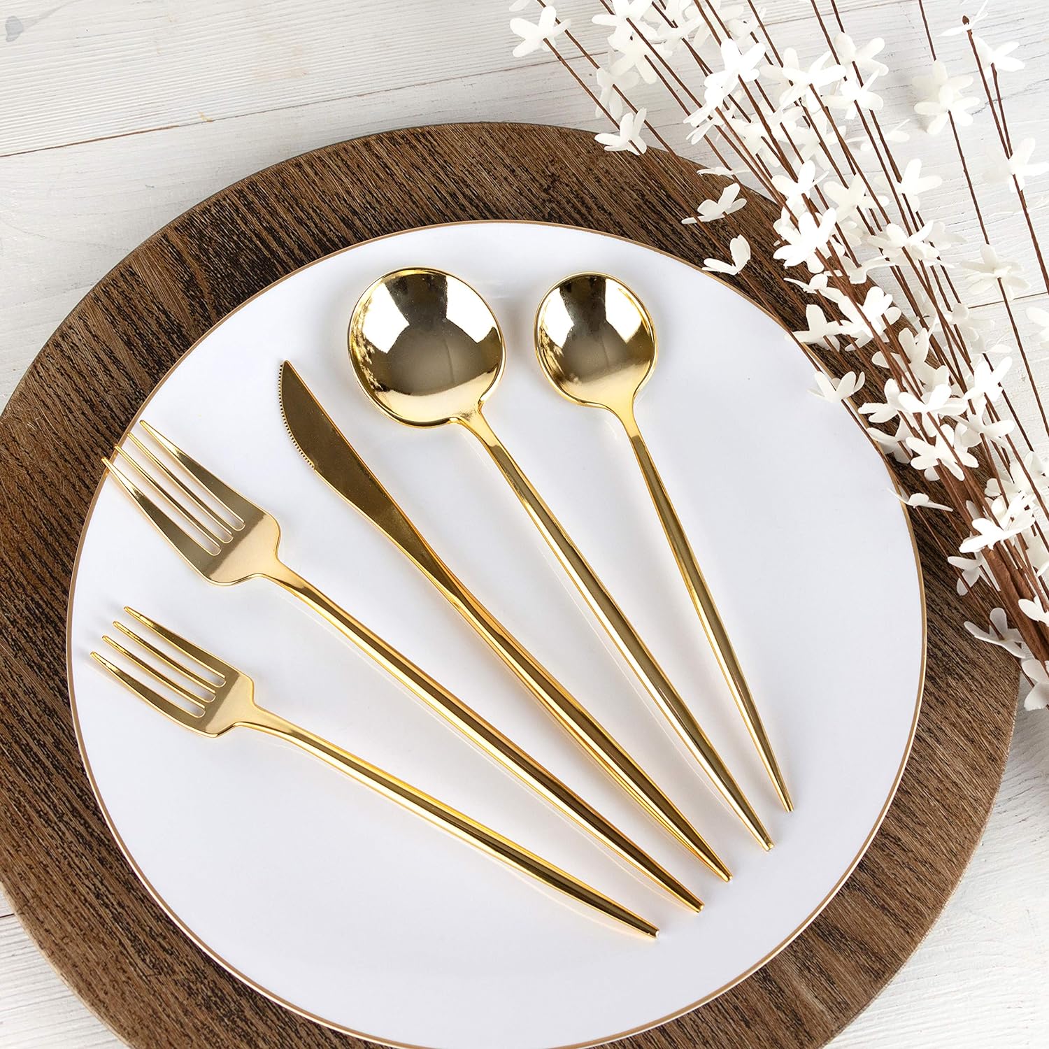 Novelty Modern Flatware  Cutlery  Disposable Plastic Soup Spoons Luxury Gold 32 Count