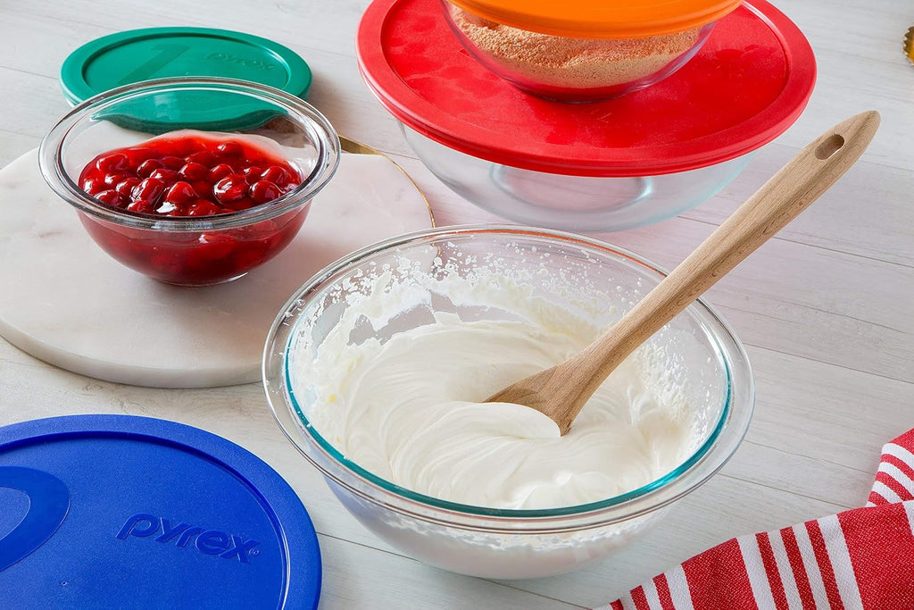 Pyrex 325 2.5qt Glass Mixing Bowl - Made in USA