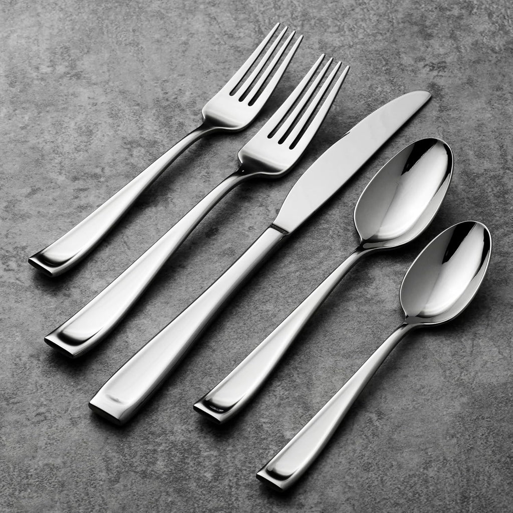 Oneida Moda Dinner Forks  Set of 4 Silver Dinner Forks  Set of 4