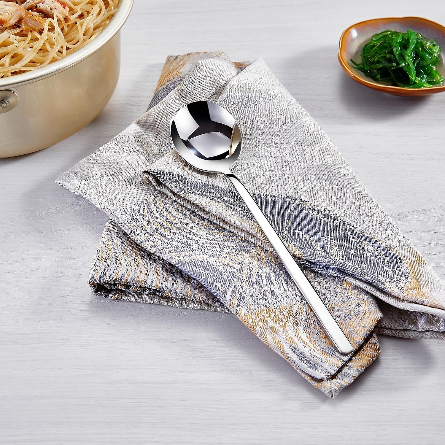 KEAWELL Premium Korean Soup Spoons with Long Handles  Set of 4  18/10 Stainless Steel  Dishwasher Safe (Plain)